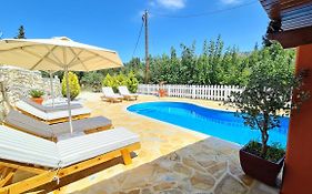 Villa Nikolas